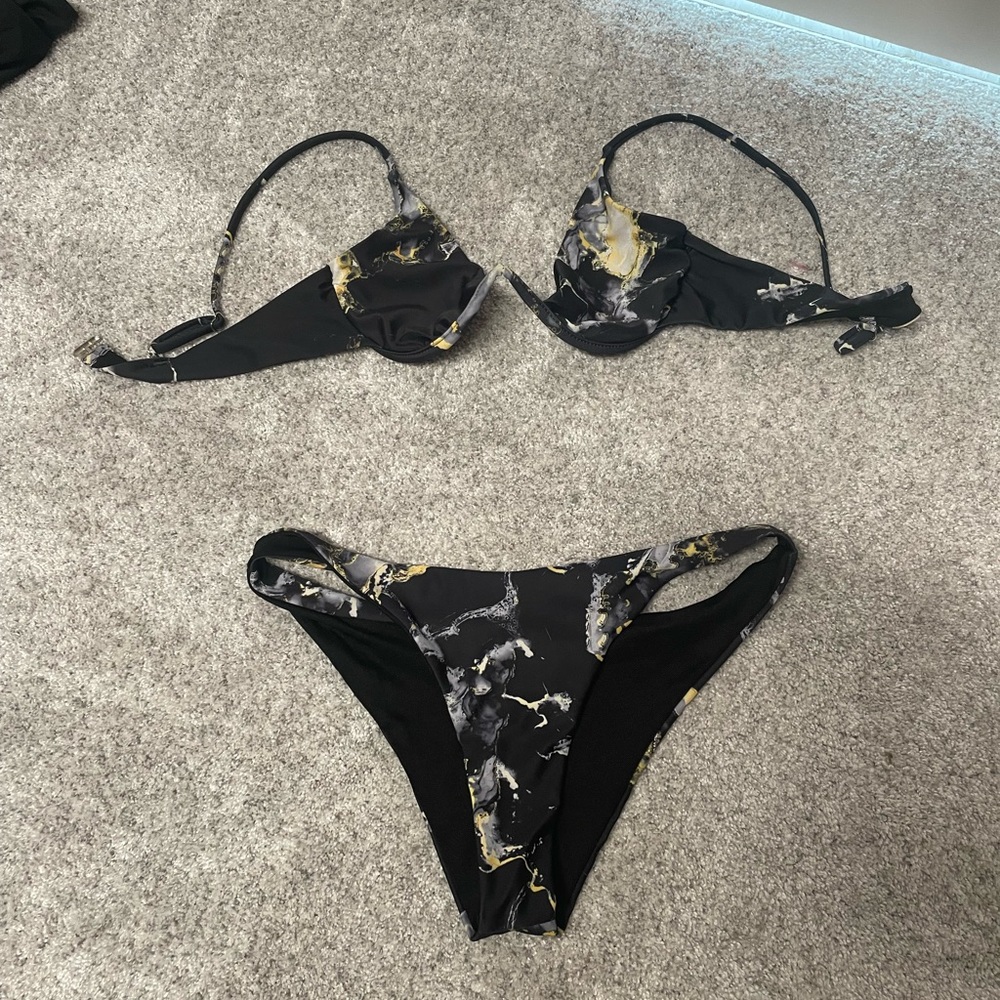 Shein black swim set size medium